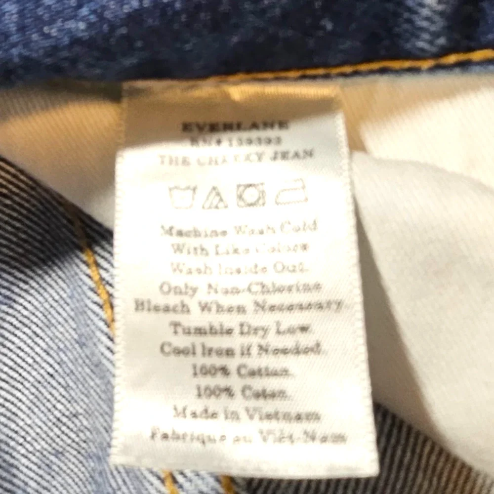 EUC Everlane The Cheeky Mid-Rise Cotton Raw Hem Jeans Sz. 25x26 Washed Midnight - Picture 6 of 11